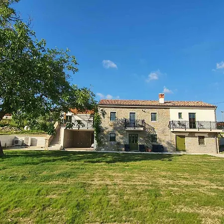 Apartment Eco Farm Marima Gracisce